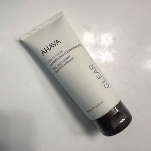 🆕 Sealed Refreshing Cleansing Gel